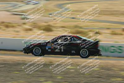 media/May-31-2025-CalClub SCCA (Sat) [[2c1a04e1ee]]/Qualifying/Group 1/Turn 4/